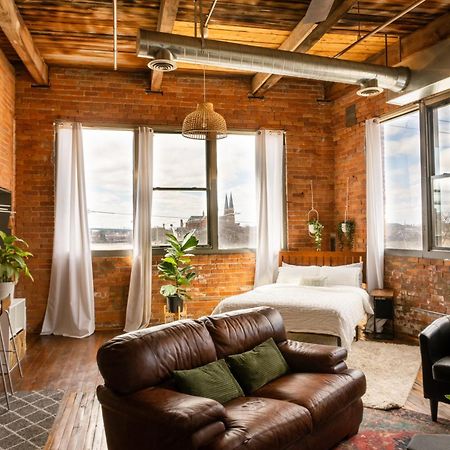 420 Friendly Canada Bridge View Loft Downtown Free Parking Detroit Esterno foto